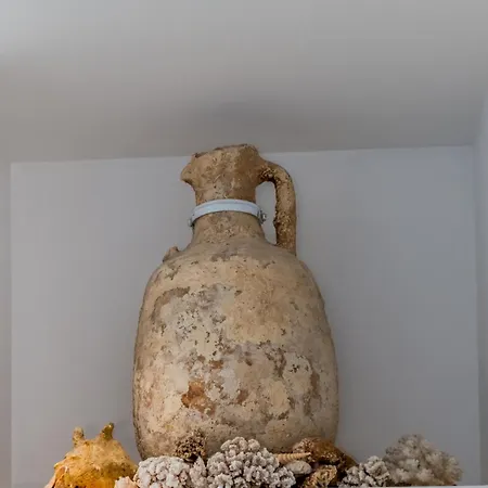 Tango Luxury בית הארחה